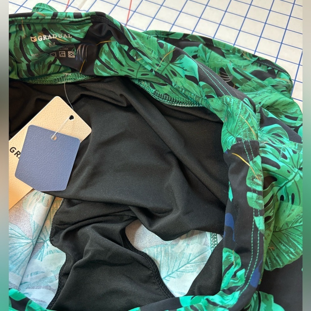 G Gradual High Waisted Swim Board Shorts – Leaf Print – Size M – UPF 50+ - Picture 6 of 8